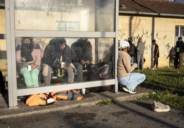 Francia despliega 4.000 agentes para controlar la inmigración en varias estaciones: «Los sin papeles no son bienvenidos»