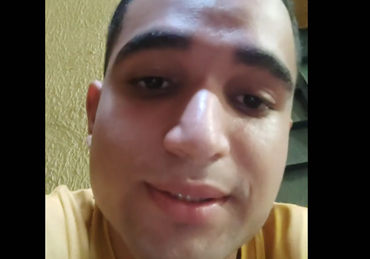 Gabriel Sarmiento durante una de sus retransmisiones.