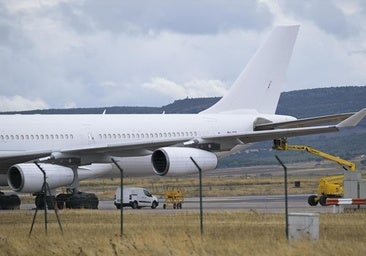 Muere un hombre succionado por la turbina del motor de un avión en Italia