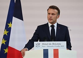 Macron alerta de que la libertad de Europa nunca ha estado tan amenazada desde la Segunda Guerra Mundial