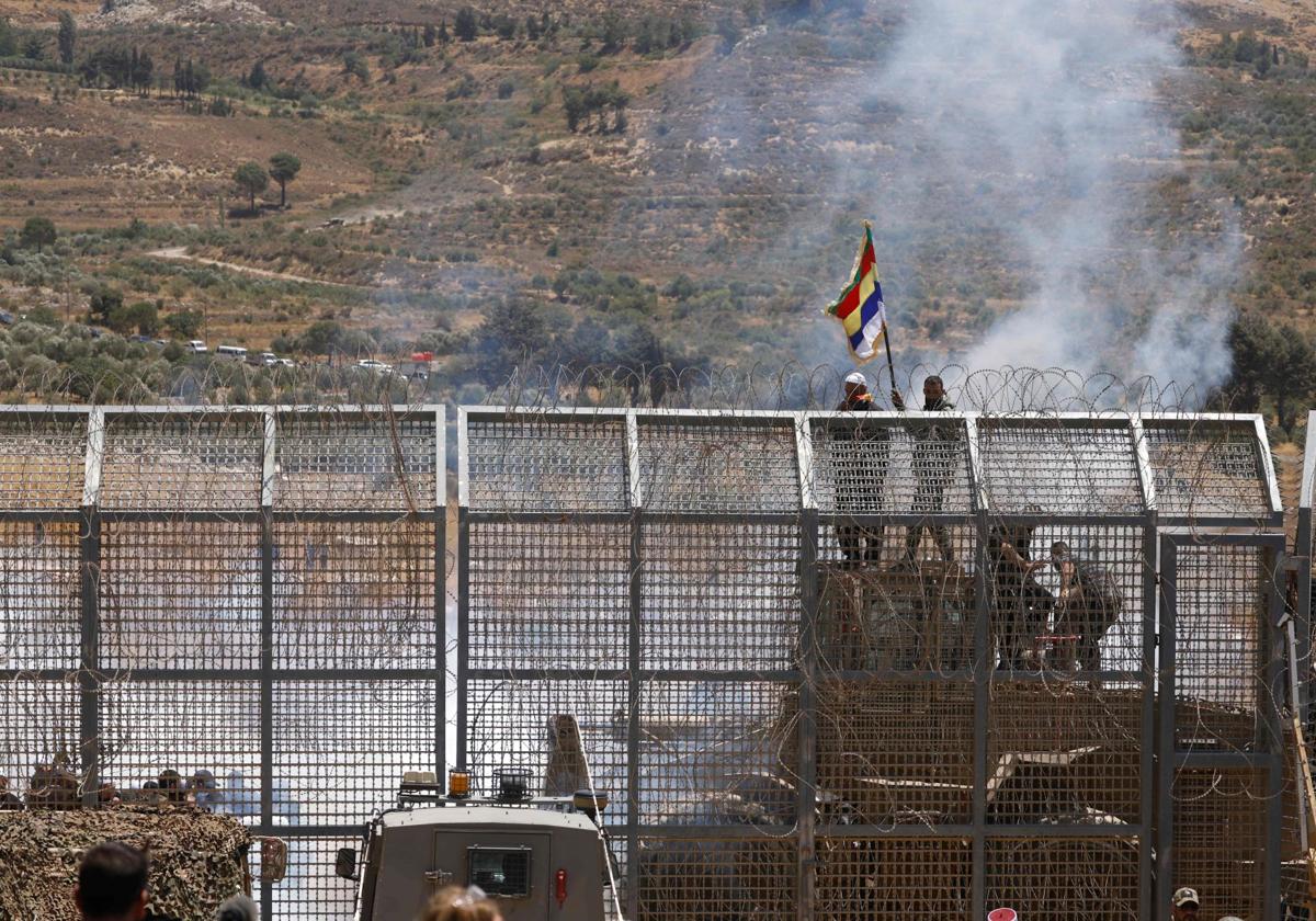 El Ejército de Israel despliega efectivos en los Altos del Golán para asegurarse de que los drusos no cruzan la frontera