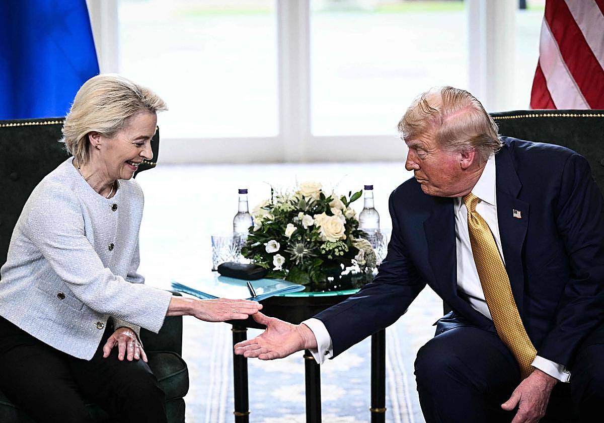 Donald Trump y Ursula von der Leyen tras acuerdo arancelario