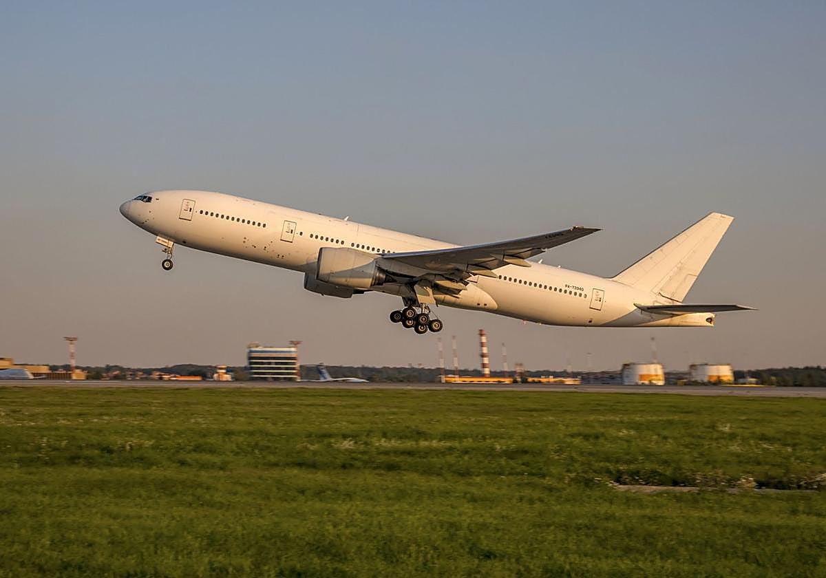 El ministro de Asuntos Exteriores ruso, prometió en junio aumentar el flujo de turistas rusos al país asiático