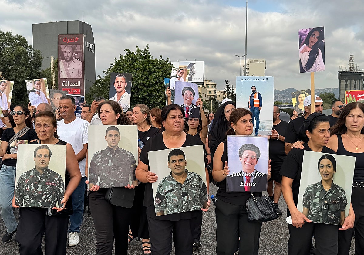 Las familias recordaron ayer a las víctimas de la explosión en el puerto de Beirut en 2020