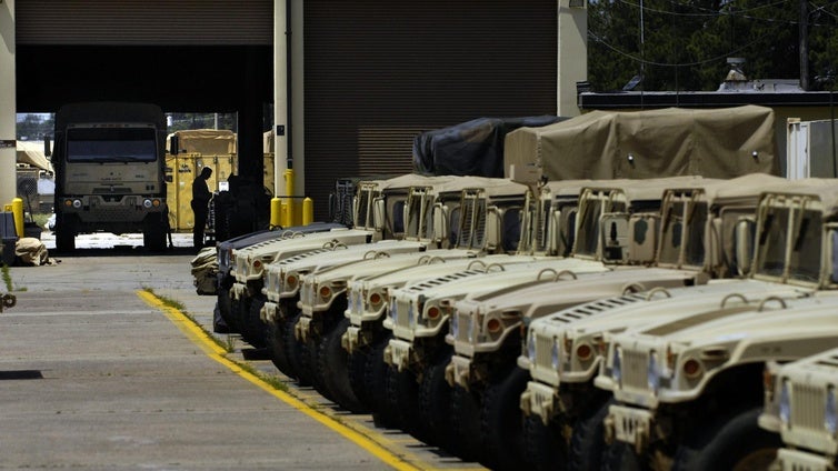 Cinco soldados heridos en una base militar estadounidense tras colarse un tirador