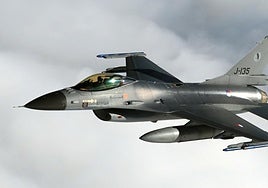 Muere un piloto al estrellarse su F-16 durante los ensayos de un espectáculo aéreo en Polonia