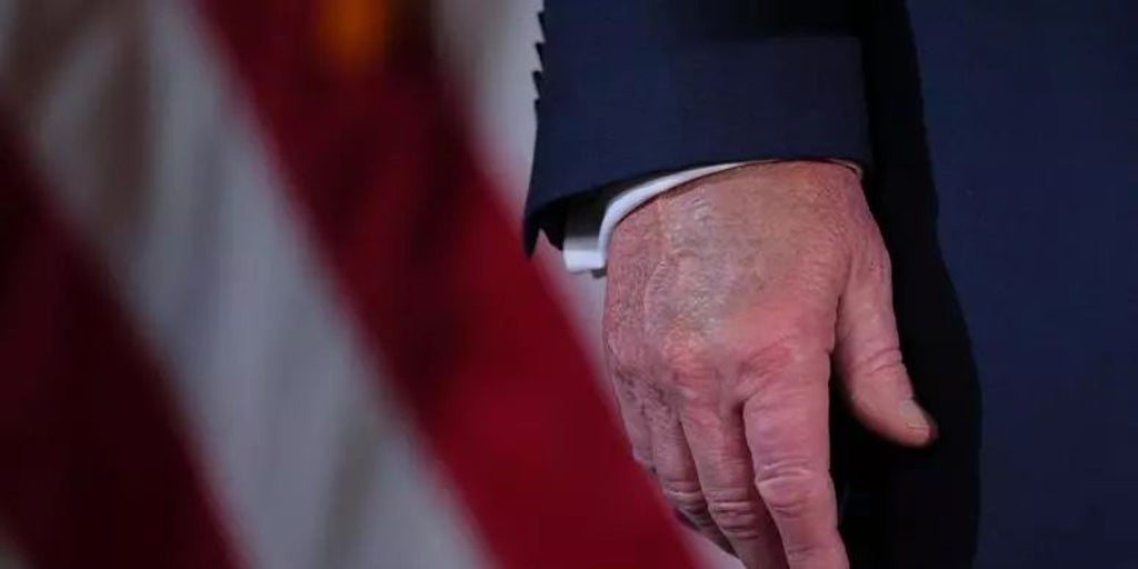 Hematomas y una semana de silencio: Trump agita los rumores antes de un inesperado anuncio