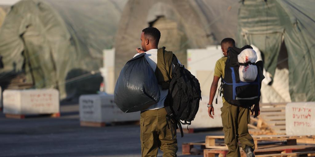 Decenas de miles de reservistas israelíes se suman a la operación para invadir Ciudad de Gaza