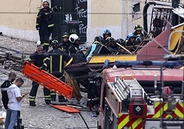 Al menos quince muertos y una veintena de heridos, dos de ellos españoles, al descarrilar un funicular en Lisboa