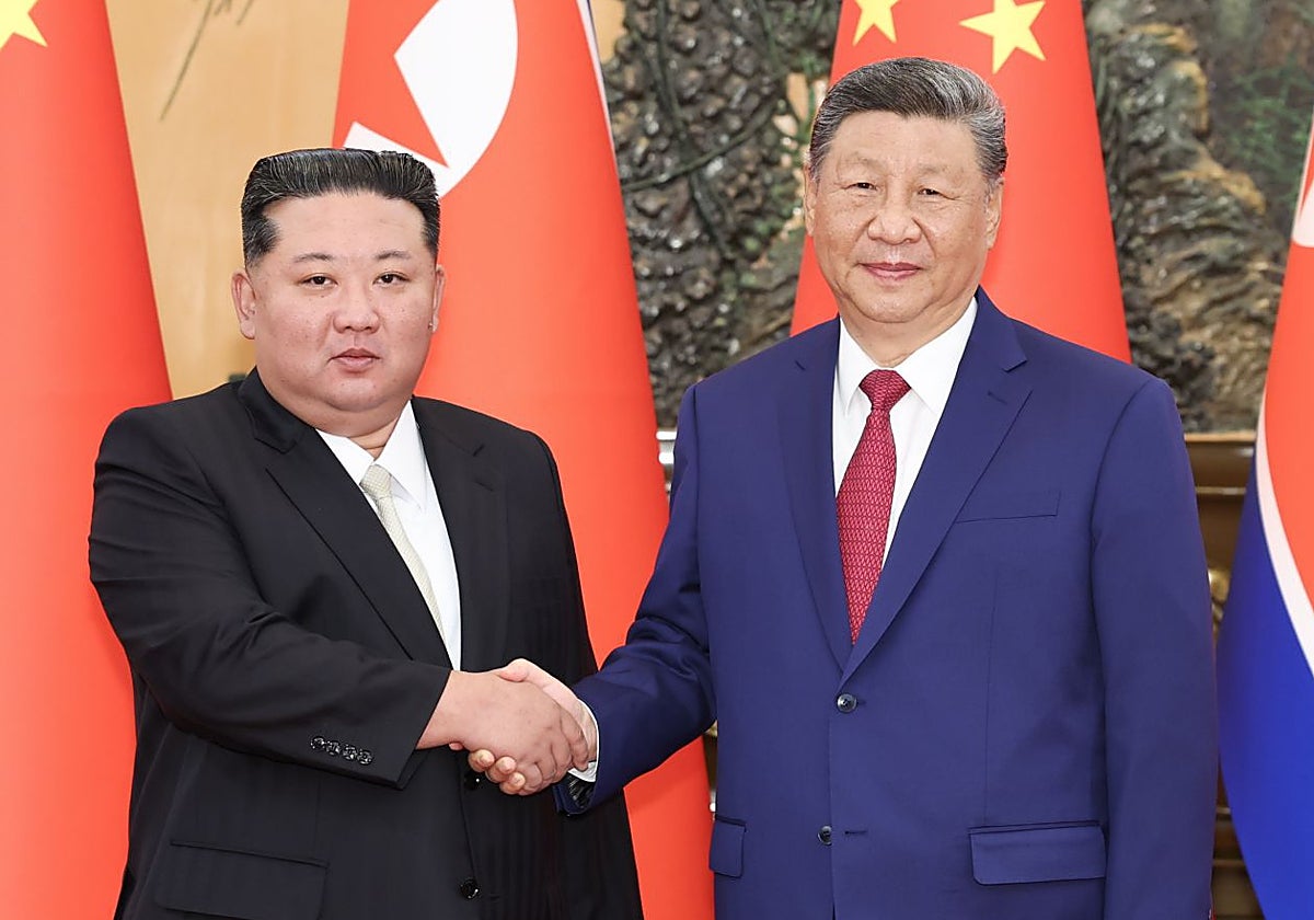Xi Jinping y Kim Jong-un reunidos en Pekín