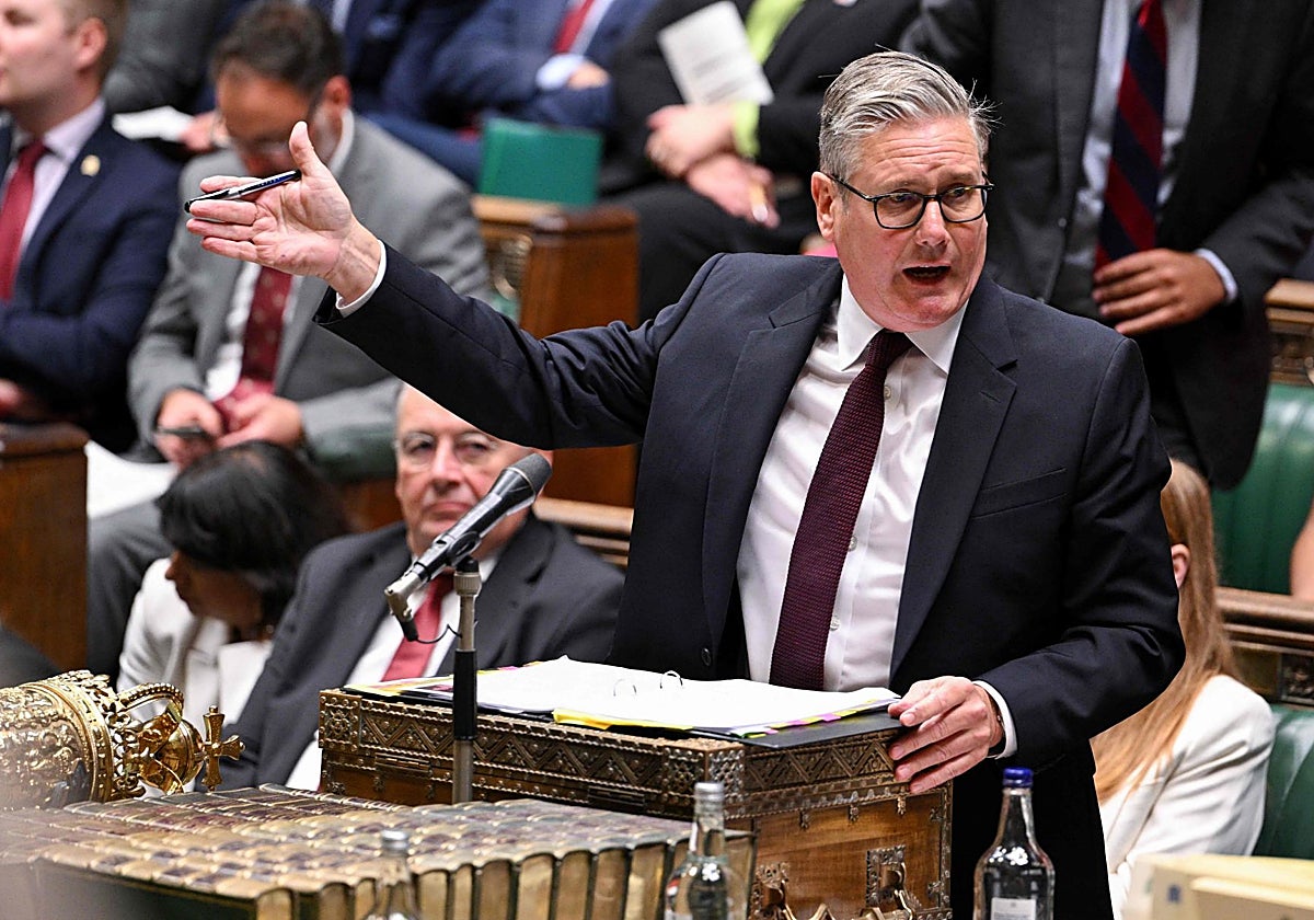 El Gobierno había iniciado unos días antes un reajuste de la maquinaria con relevos de altos cargos y de apoyos en el Tesoro y en Downing Street