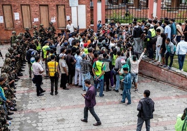 El Ejército y la 'Generación Z' negocian una salida política a la crisis en Nepal mientras aumentan las protestas
