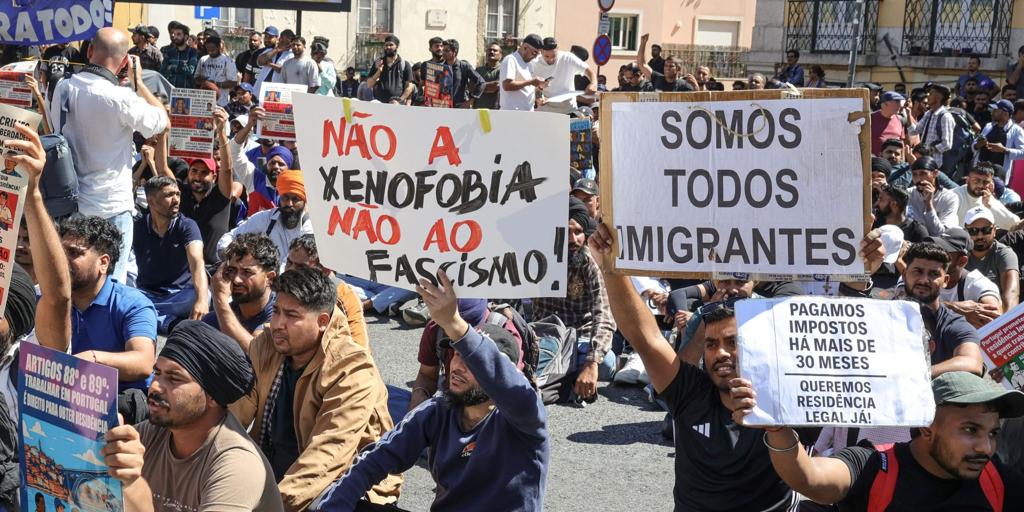 Inmigrantes protestan ante el Parlamento mientras crece la derecha radical en Portugal