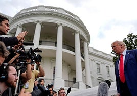 Trump promete defender a Polonia y los países bálticos tras las incursiones de Putin