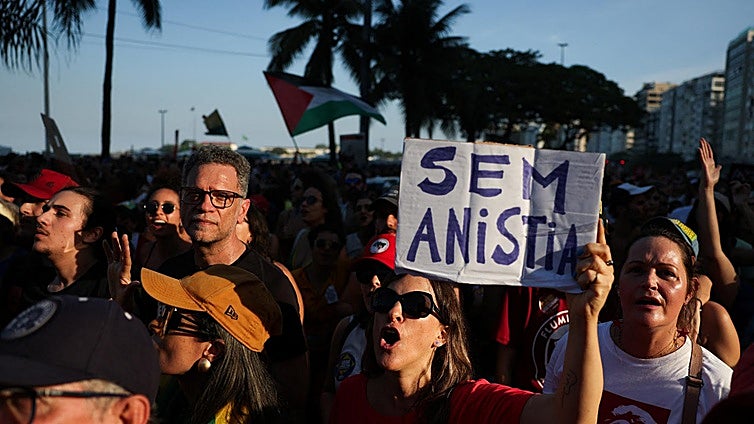 Miles de brasileños protestan contra el proyecto de amnistía para políticos que avanza en el Congreso