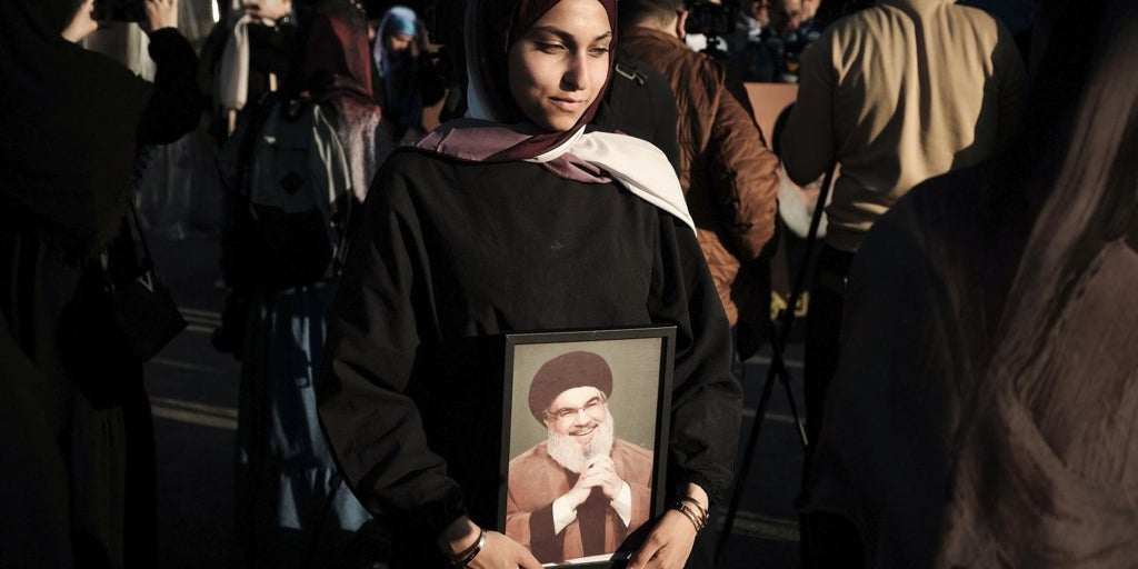 Nasrala 'reaparece' en Beirut en el primer aniversario de su asesinato