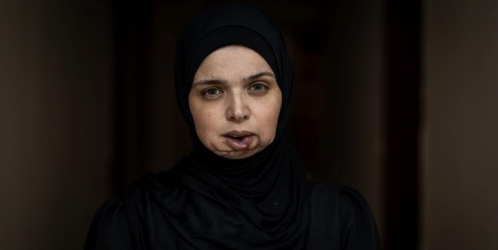 Una periodista evacuada de la Franja: «Mi objetivo es contar la masacre israelí en Gaza»