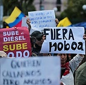 Un manifestante indígena muerto y 12 militares heridos en una jornada violenta de paro nacional en Ecuador