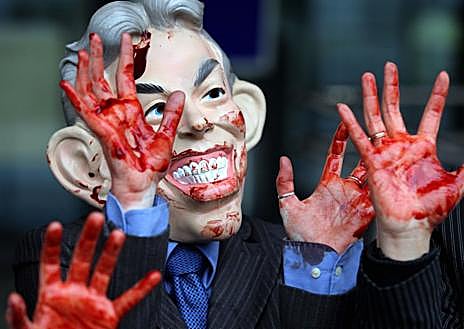 Imagen secundaria 1 - Tony Blair llegó en mayo de 1997 como el Primer Ministro más popular desde Churchill y acabó acusado de promover una guerra. Entre medias, y nada más llegar al cargo, tuvo que enterrar a la querida Diana de Gales.