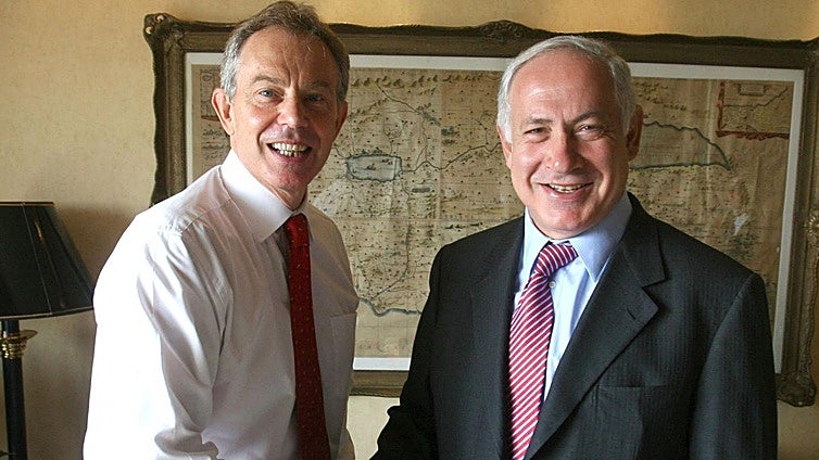 Tony Blair, el laborista que acabó con dos décadas de 'thatcherismo', se hizo la foto de las Azores y ahora quiere salvar Gaza
