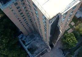 Un edificio de 20 pisos colapsa parcialmente en el Bronx