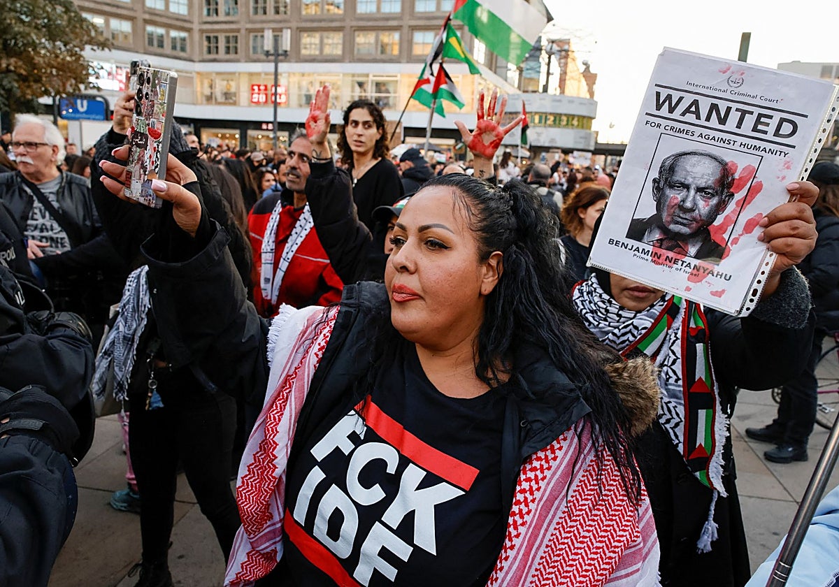 Manifestantes propalestinos protestan en Berlín contra la interceptación de la Flotilla de Gaza