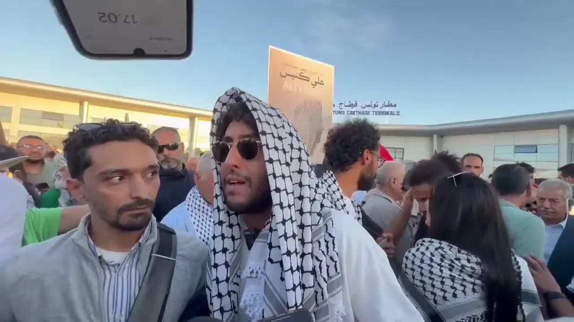 Activistas de la Flotilla Global Sumud llegan al aeropuerto de Túnez