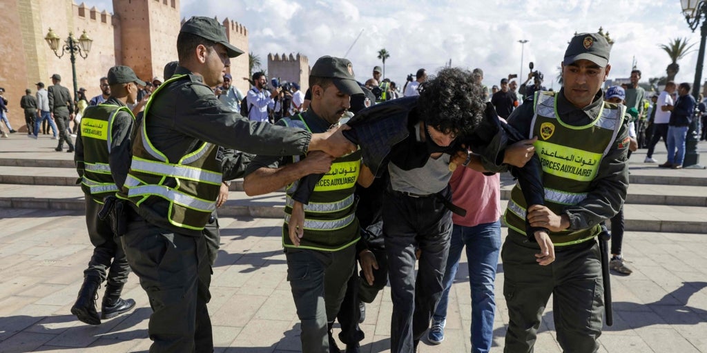 Los jóvenes marroquíes suspenden por dos días las manifestaciones para «reorganizarse»