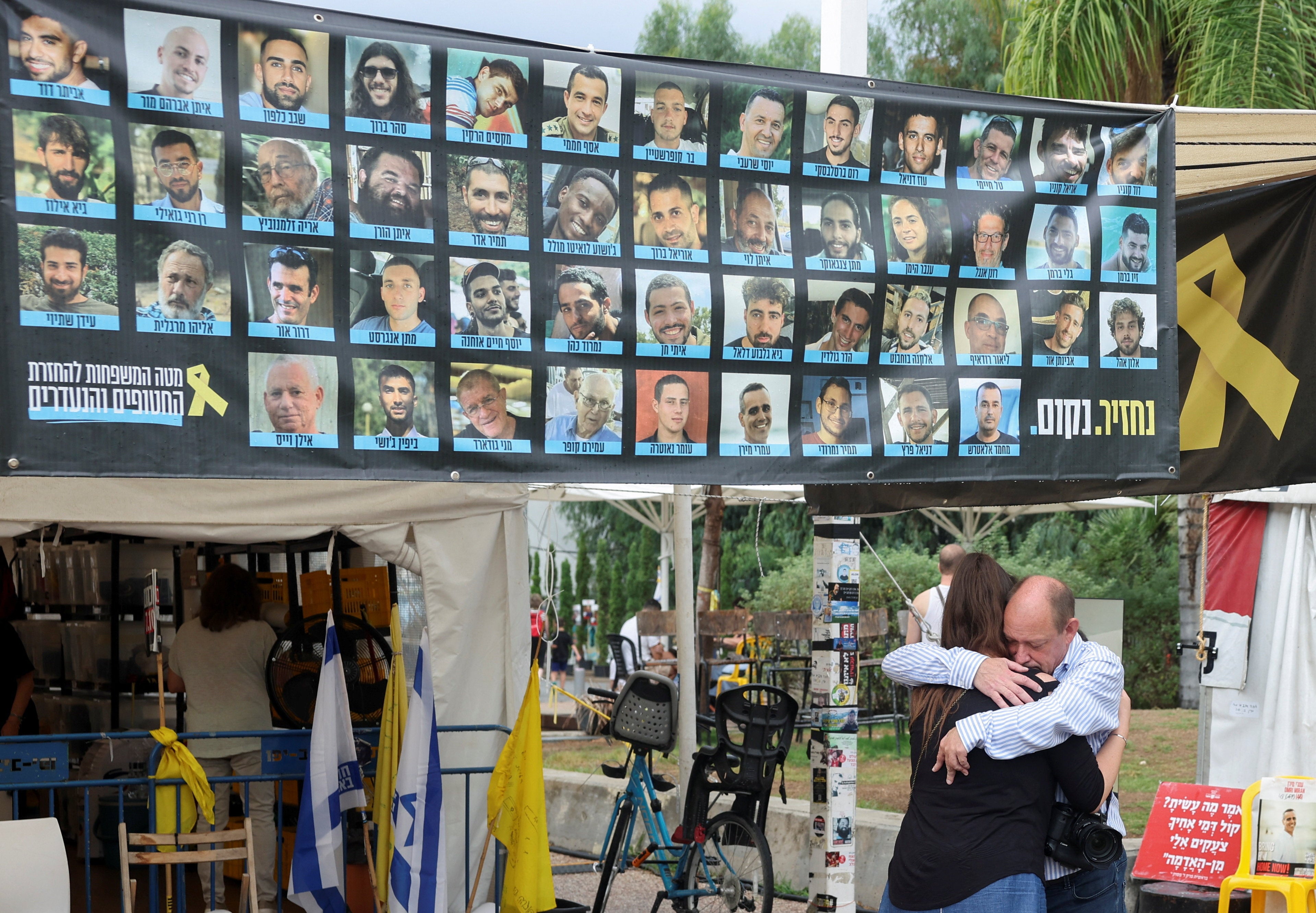 Las delegaciones de Israel y Hamás firman el acuerdo de paz impulsado por Trump