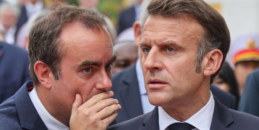 Macron nombra un nuevo Gobierno para Francia bajo la amenaza de ser tumbado en los próximos días