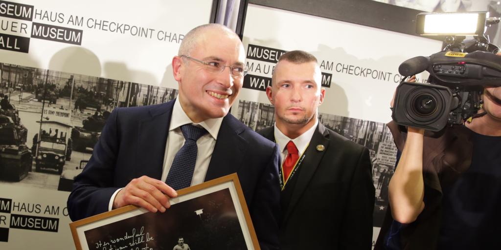 El FSB ruso afirma haber abierto una causa penal contra Khodorkovsky, crítico del Kremlin en el exilio