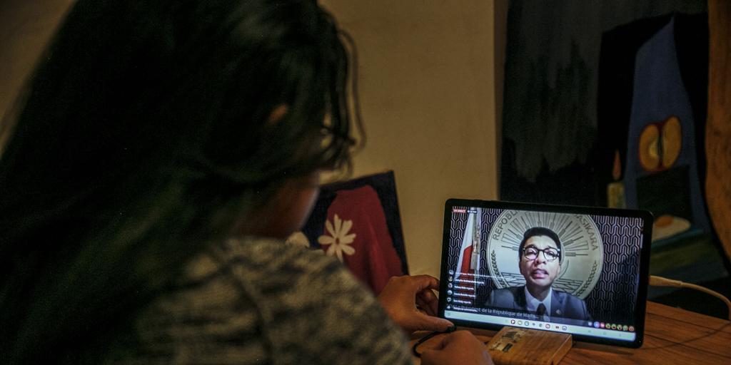 El presidente de Madagascar huye del país por las protestas de la generazión Z y denuncia un «intento de asesinato»