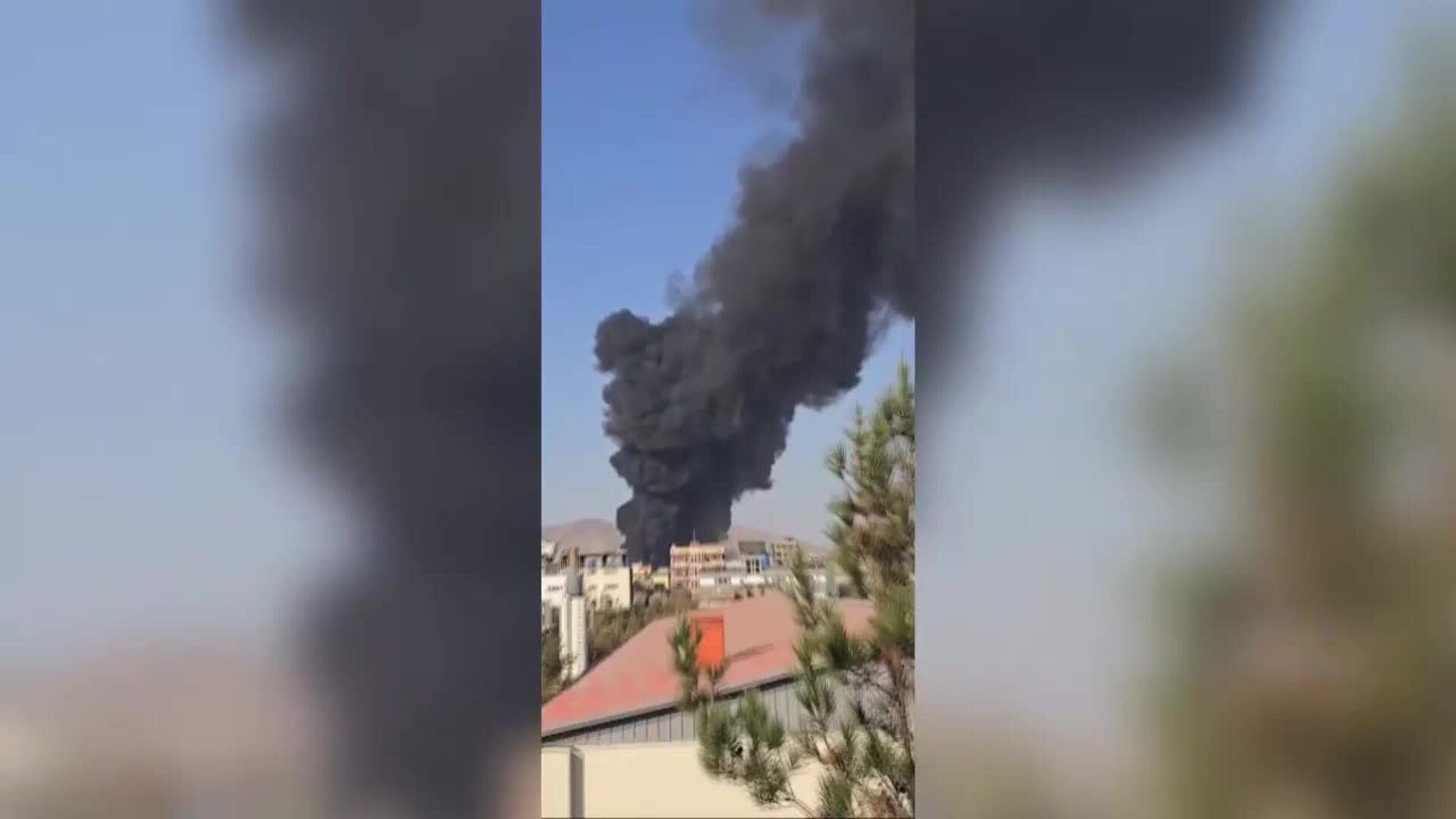 Pakistán bombardea presuntas instalaciones de los talibanes en Kabul y Kandahar