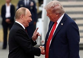 Trump acuerda reunirse con Putin en Budapest tras una conversación de más de dos horas