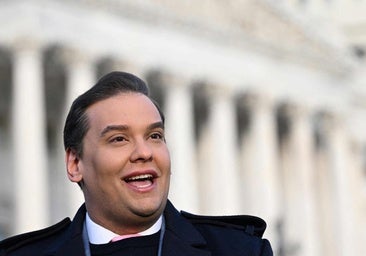 Trump saca de la cárcel a George Santos, el mentiroso más famoso de la política de EE.UU.