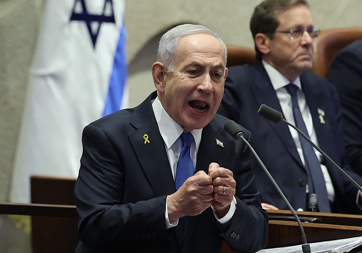 El primer ministro israelí, Benjamin Netanyahu, tensa el frágil acuerdo de alto el fuego