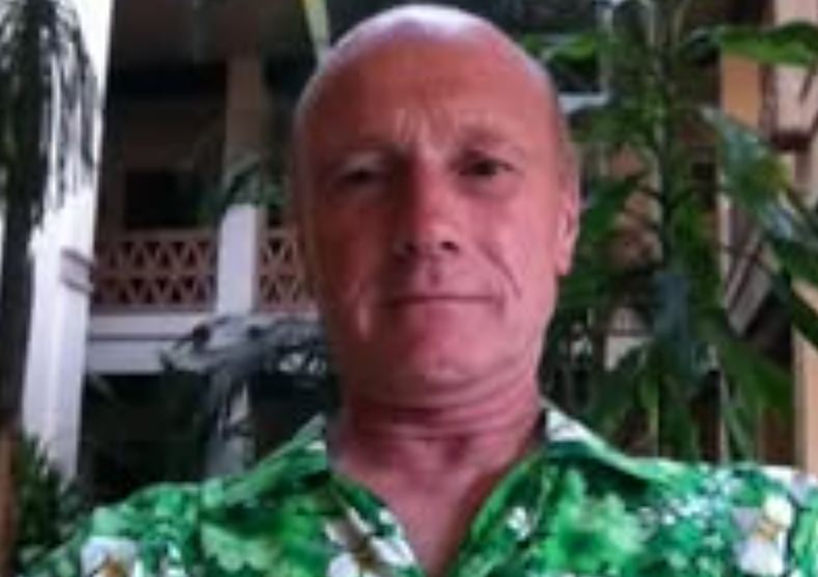 Jon Ruben, de 76 años se declara culpable de drogar y abusar de niños en un campamento de verano