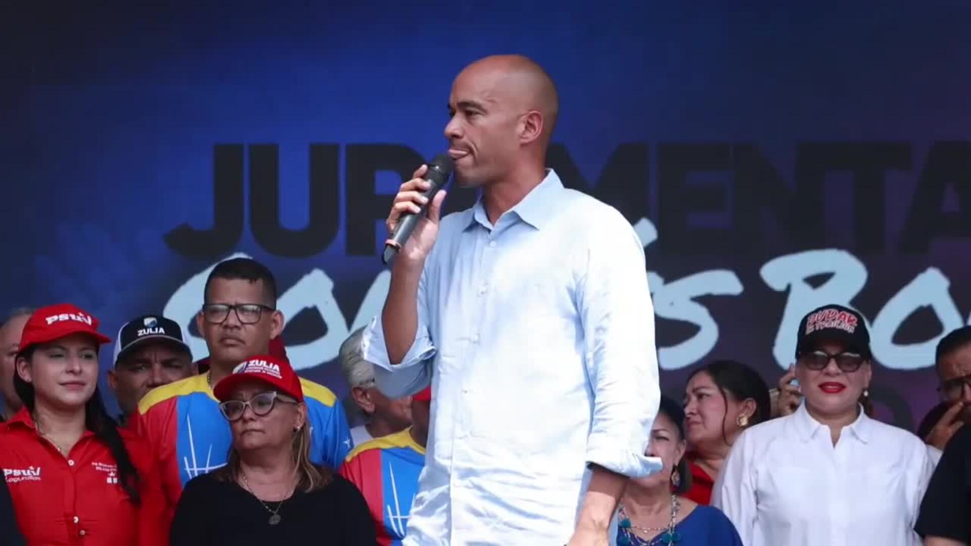 El chavismo juramenta grupos de calle para defender cada Venezuela