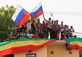 La sombra de Rusia planea sobre la inmigración subsahariana