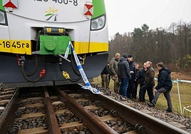 Polonia denuncia un «sabotaje sin precedentes» en una línea ferroviaria «clave» para el envío de ayuda humanitaria a Ucrania
