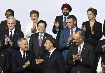 Los líderes europeos rechazan que Rusia haga valer la fuerza en Ucrania e intentan reconducir el plan de Trump