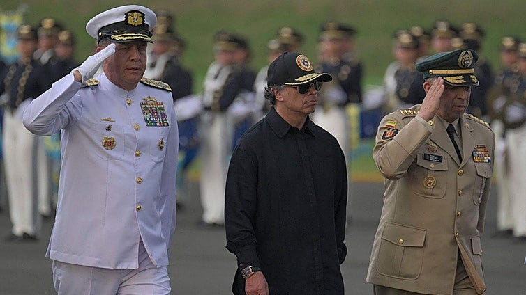 Escándalo en la Administración Petro tras confirmarse vínculos entre el Estado y la disidencia de las FARC