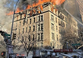 Al menos tres heridos en el incendio de un edificio de seis plantas en Nueva York