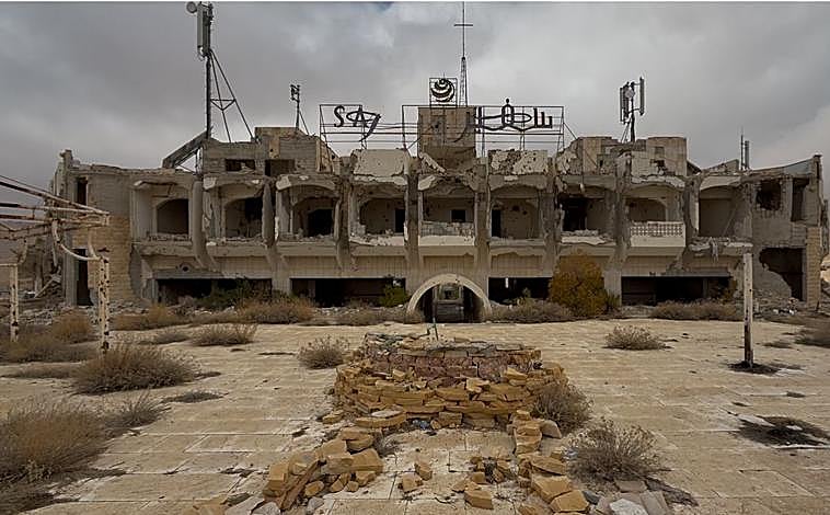 Main image - Malula fights to leave behind the death and destruction caused by jihadists and regain the pulse of life