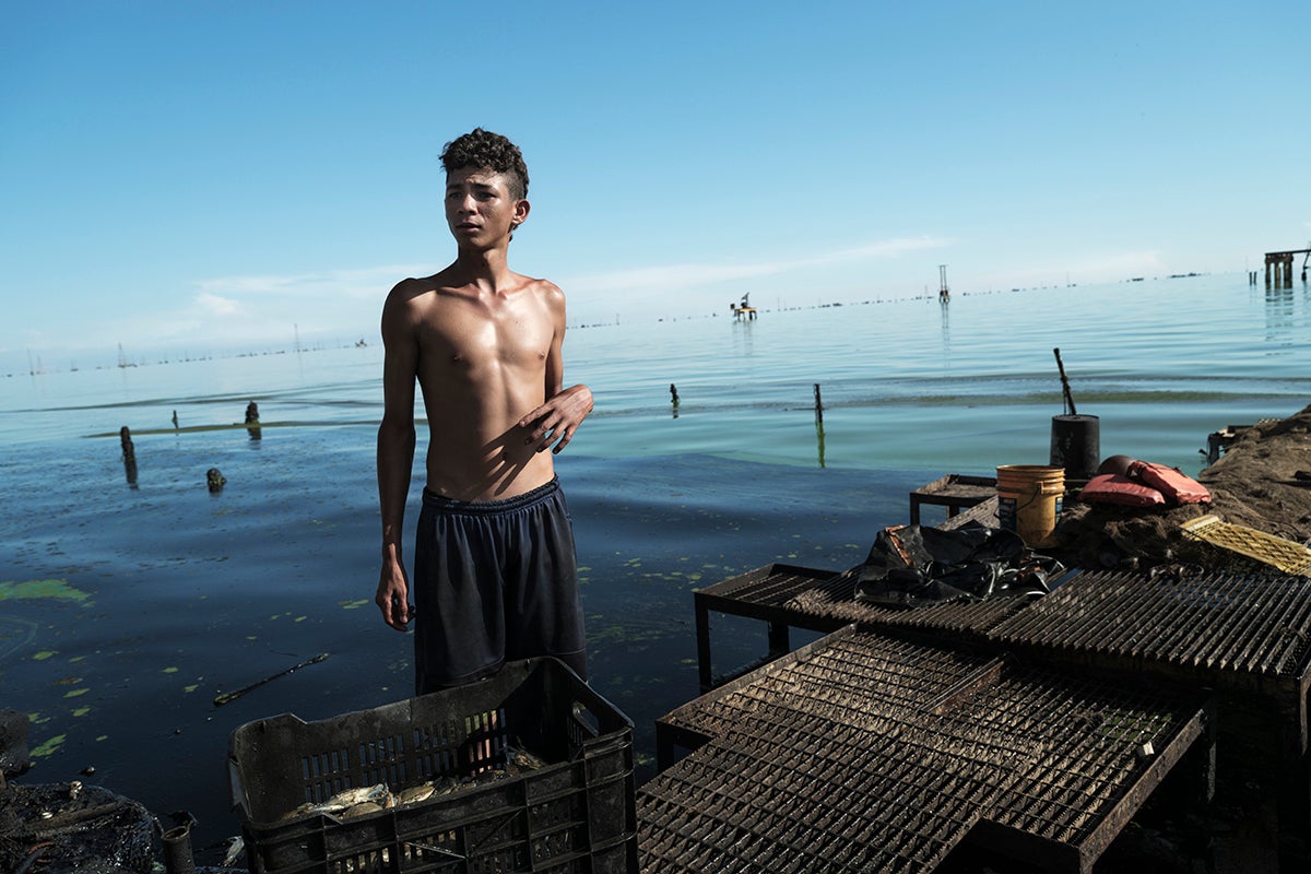 Trump y el petróleo de Venezuela: el festín sobre el coloso moribundo