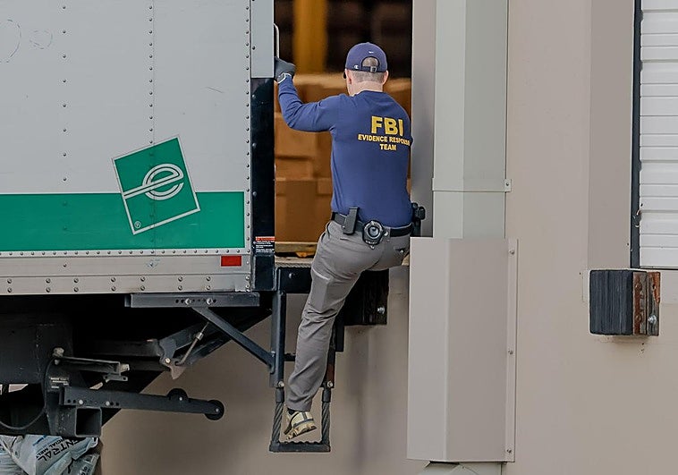 El FBI registra una oficina electoral en el estado de Georgia tras las denuncias de fraude de Trump en las presidenciales de 2020
