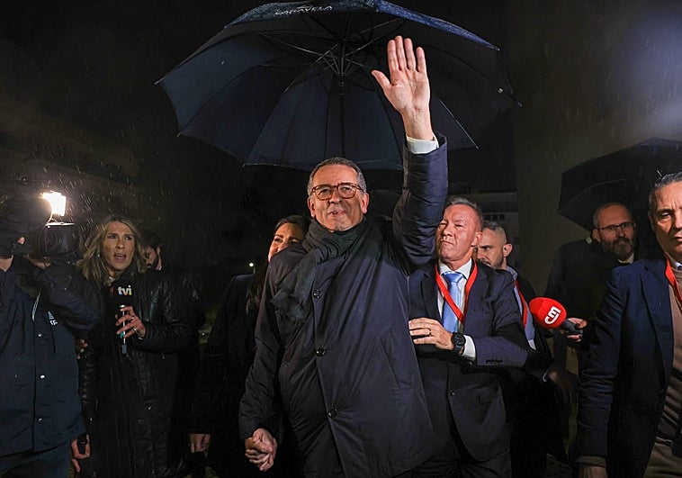 Portugal elige de manera contundente la moderación del socialista Seguro