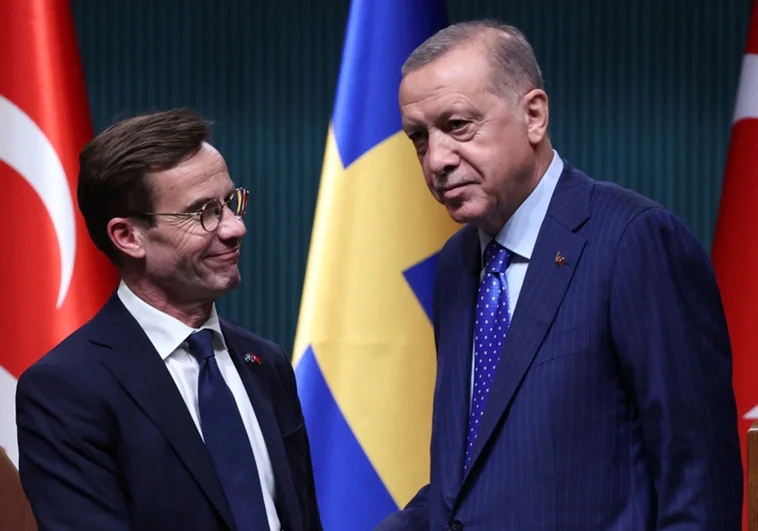 Turquía se abre a la adhesión de Suecia a la OTAN