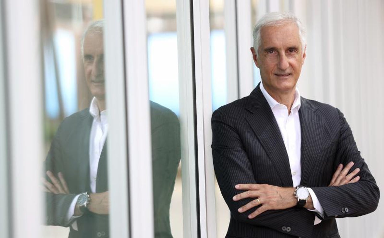 «El futuro del coche eléctrico pasa por las baterías en estado sólido»