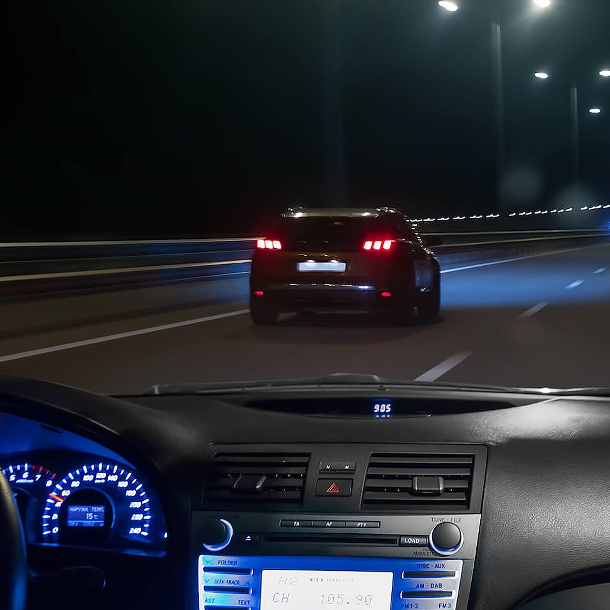 El aviso de la DGT a los conductores que circulan por la noche: hay menos accidentes pero son mucho más letales